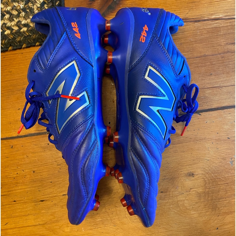 New Balance 442 Men’s size 13 soccer cleats